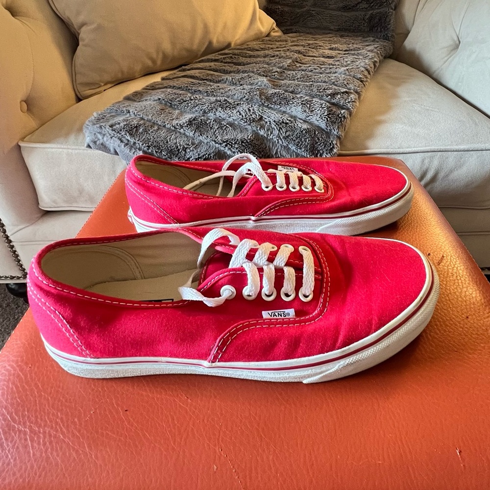 Classic Vans red